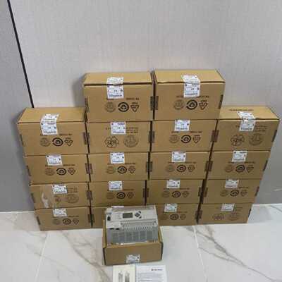 Allen Bradley 1766-L32BWA Ser.B MicroLogix 1400 PLC Processo
