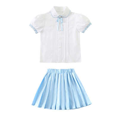 幼儿园大班毕业典礼拍照服装