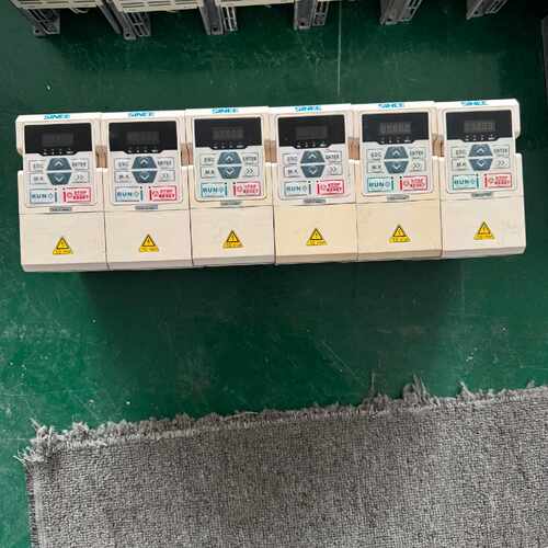 议价正弦变频器A90-2T4R8B，0.75kW三相，200-2