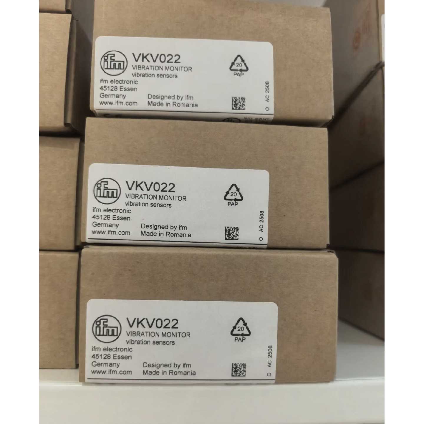 议价易福门  VKV022带直观开关点设定的振动监控器图片