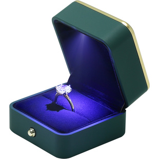 南卉带灯首饰收纳盒LED戒指项链手镯吊坠珠宝包装盒钻戒求婚礼盒