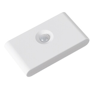 楼梯联动人体感应灯免布线过道走廊起夜无线自粘充电踏步地脚灯