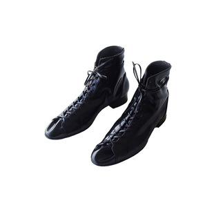 现货homework atelier 2025新款系带短靴黑色尖头粗跟靴