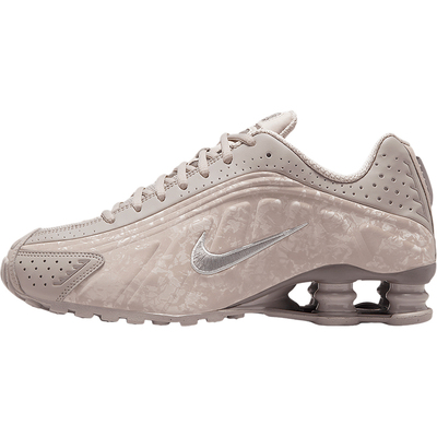 Nike/耐克正品Shox R4女士缓震气柱低帮耐磨跑步鞋HV0934-001