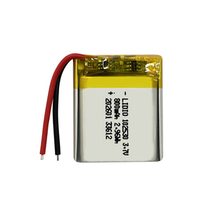 3.7V 锂电池102530聚合物锂电池内置电芯 800mAh带智能芯片保护板