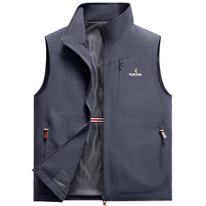 啄木鸟户外休闲马甲男春秋款多口袋速干透气工装摄影钓鱼马夹背心