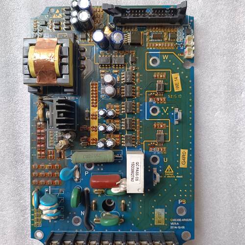 溢价-日业变频器CM533-A4T4R0GB驱动板，板上型号:CM