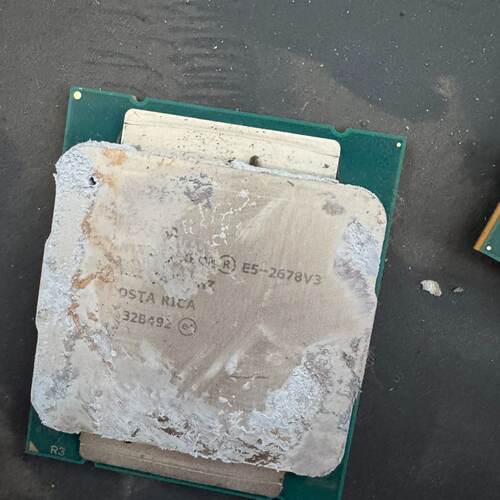 询原装拆机 E5-2678V3 CPU。