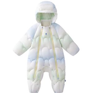 babycare红嘴雁婴儿羽绒服新生儿连体冬衣