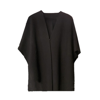 随时随地优雅黑色外搭针织披肩