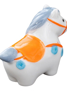 2026马年陶瓷小马生肖筷子架摆件