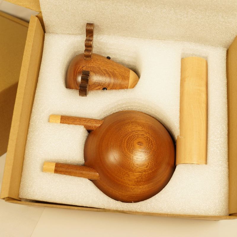 北欧风实木木质小鹿纸巾架创意家居用品卷纸架桌面客厅厨房纸巾架