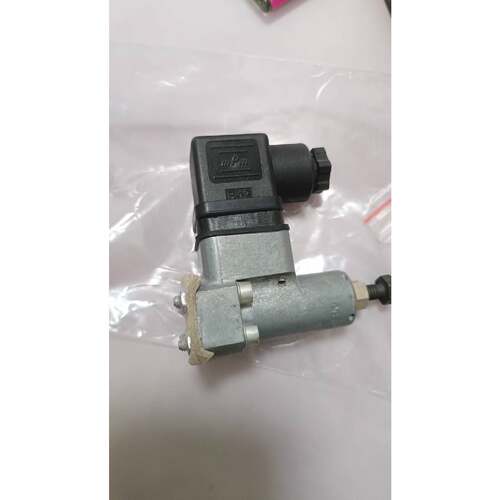 在线议价全新正品德国哈威压力继电器，型号DG35，实物实拍，保真