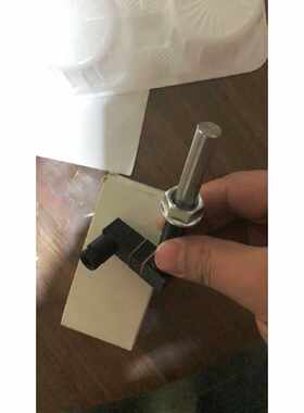 TS70X12TT液位液温计有几个要的聊