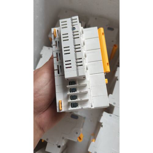 〔议价-可维修〕CHNT NB1LE-63 NB1LE-40 NB1LE
