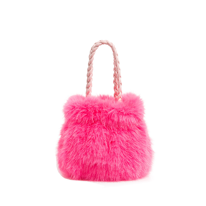 WANGXIAOBEN原创新款秋冬蓬松画筒女款时尚水桶包手提包CD2011618