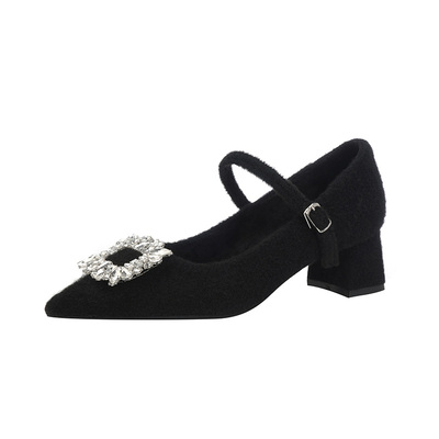 法式水钻一字扣尖头玛丽珍粗跟