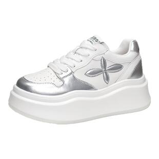 COMELY康莉2025新款厚底金银色四叶草系带小板鞋板鞋女鞋KKF46395