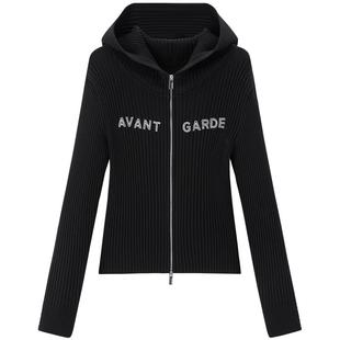 太平鸟2025年新款包芯纱连帽毛衣重口绣花精致打底开衫A3EDF1223