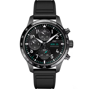 IWC万国飞行员系列高性能计时腕表AMG马石油F1™车队特别版
