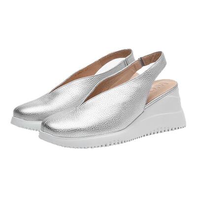 超轻坡跟圆头后空女凉鞋