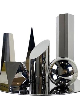 极简现代样板间酒柜软装摆件