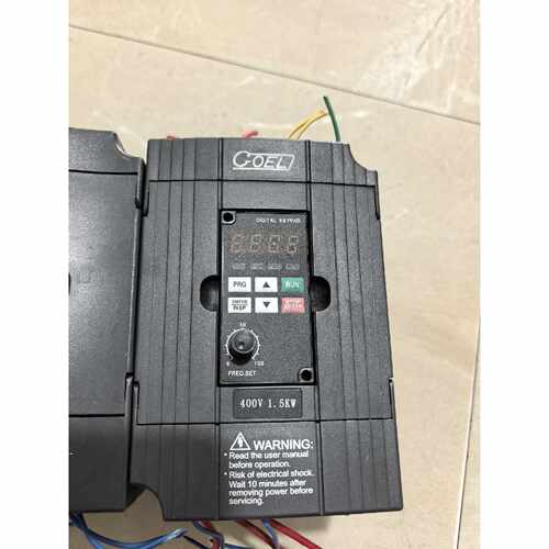 〔议价-可维修〕COEL三相变频器 型号H2400A01D5K 1.5KW 工业自动