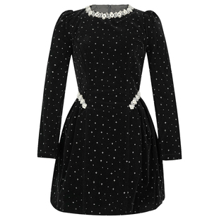 特别漂亮的连衣裙女冬季2026新款气质高级感黑色宴会年会礼服短裙