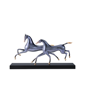 办公桌高级感铜马摆件招财马年高端大气商务老板领导开业乔迁礼物