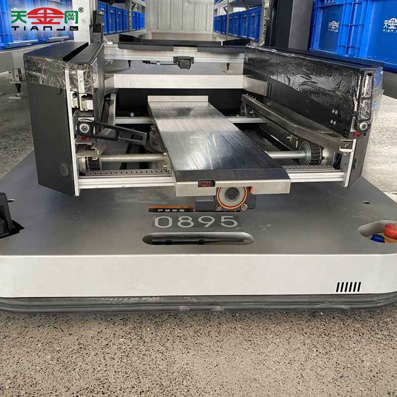 agv料箱搬运机器人自动化立体库智能仓库料框货架CTU多料箱机器人