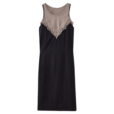 水云间H型背心连衣裙女蕾丝边吊带裙子松弛感时髦精穿搭2026新款