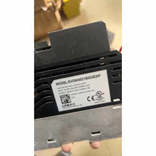 议价光宝变频器EVO600021S0D2E20F0.2KW2维修