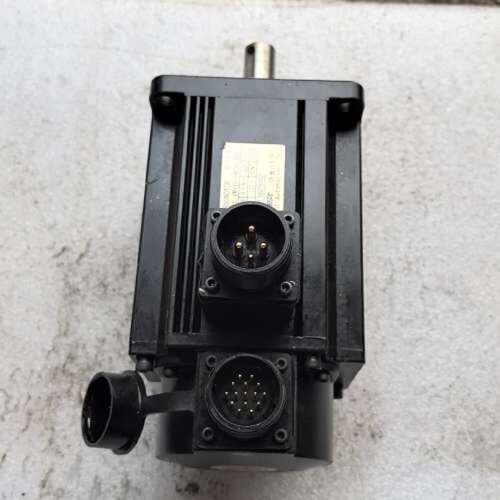 议价億图伺服电机iM110-04030CU6S，1.2KW，4牛