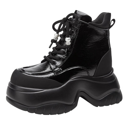 达芙妮8cm内增高马丁靴女