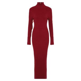 DPLAY【惠品】2025年秋季新款红色连衣裙女气质修身针织长款裙子
