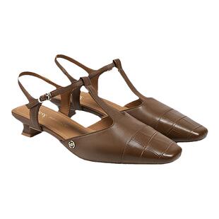 fed低跟后空单鞋夏季新款女鞋方头复古玛丽珍凉鞋女款D0415-YA930