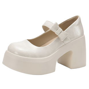 达芙妮高跟玛丽珍女鞋2026新款春夏浅口单鞋小个子增高粗跟小皮鞋