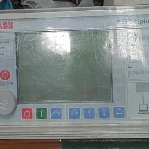 咨询后拍出ABB REF542plus人机界面，拆机件，型号1VCR