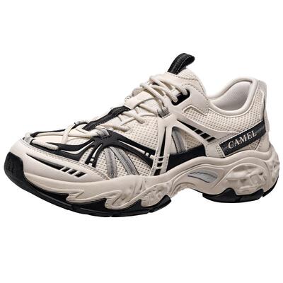 透气鞋面发泡中底增高抓地底盘