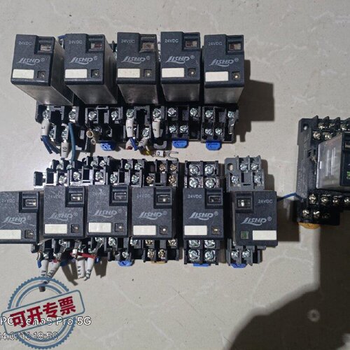 议 价中正电气LSD2CKM继电器大8脚24V底座一套10A中间工业自动可