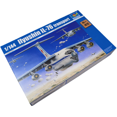 小号手1/144拼装飞机模型