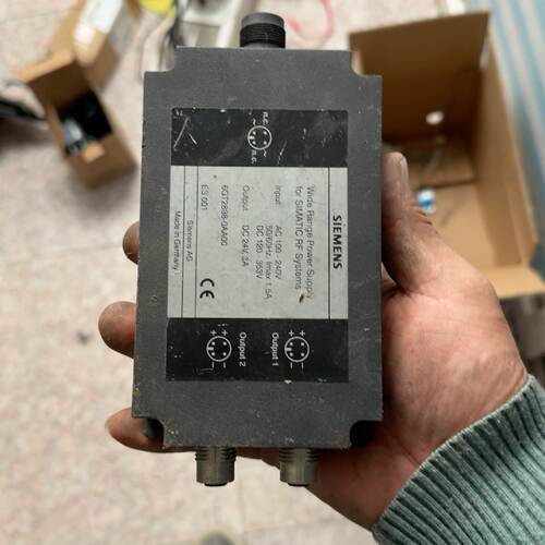 【询价】6GT2898-0AA00连接器裸机无其它配件适用