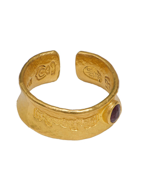 錾刻古法黄金吉言金镶嵌宝石戒指
