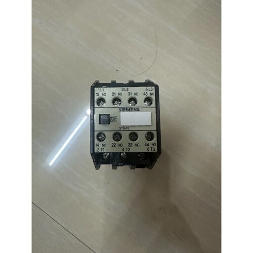 询价下单西门子3TB4322-0AM0接触器，项目剩余，几乎全新，原