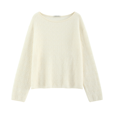 蓬松圈圈羊毛纱一字领毛衣