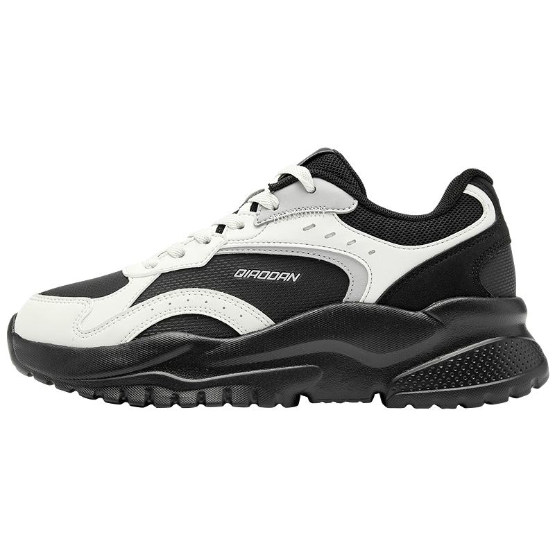 乔丹小千禧革面防水休闲鞋女2025新款黑色老爹鞋厚底增高运动鞋子