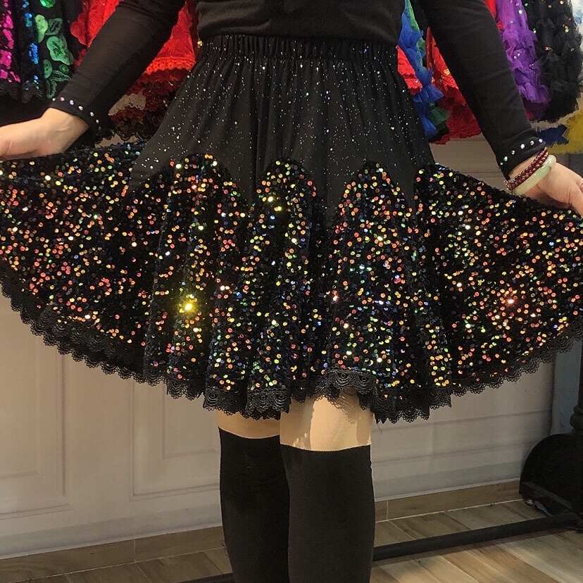 三步踩跳舞裙亮片设计松紧弹力广场舞交谊舞时尚舞蹈表演服