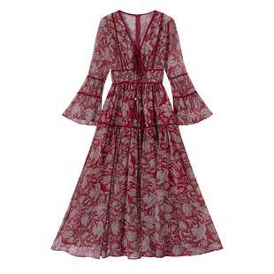 三亚海边度假沙滩裙印花连衣裙女海岛海滩旅游拍照裙子长袖长裙女