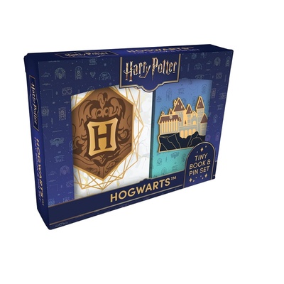 英文原版 迷你版 哈利·波特：霍格沃茨迷你书和别针套装 Harry Potter: Hogwarts Tiny Book and Pin Set