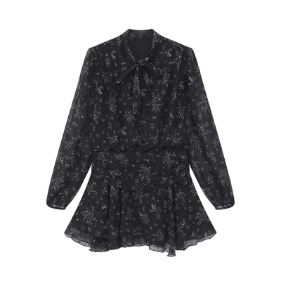 艾文文2025秋季碎花显瘦连衣裙